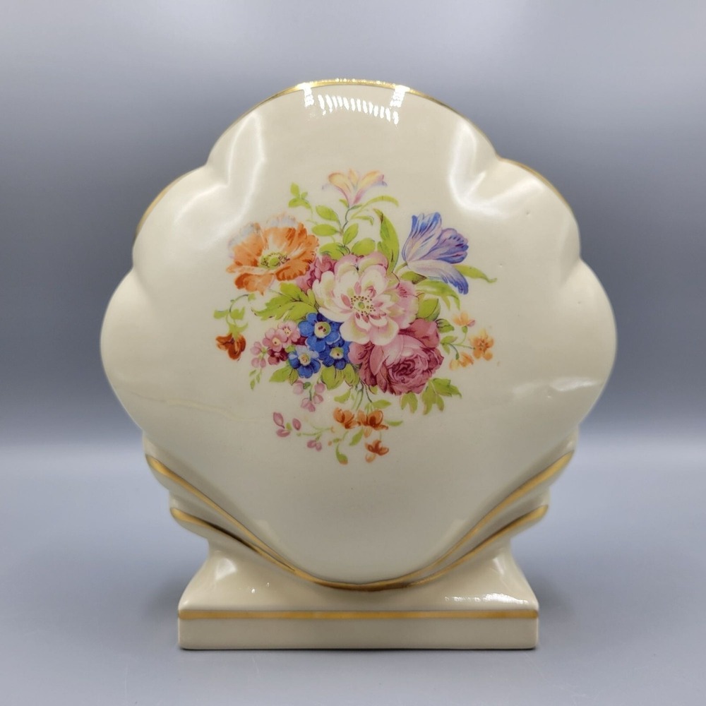 Vintage Porcelain Floral Clamshell Vase Shell Shaped Vase With Gold Trim